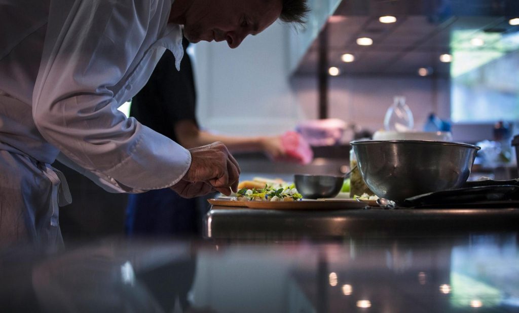 Eco-conscious gourmet restaurant in Occitanie Cyril Attrazic chez Camillou