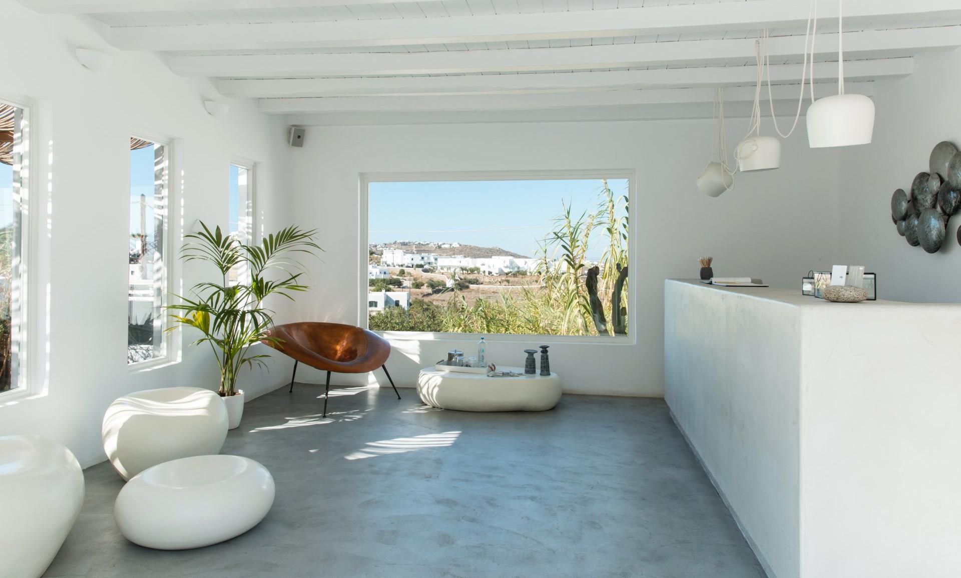 Ostraco Suites